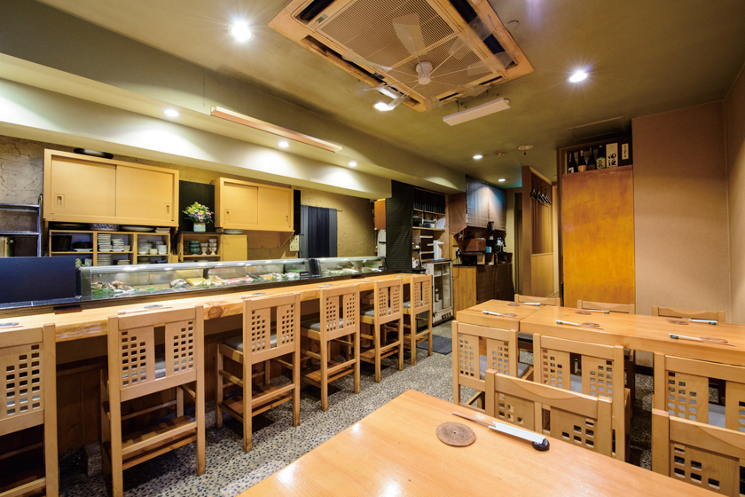 個室もございます Inside View 公式 蒲田 寿し徳 大田区蒲田の寿司屋です